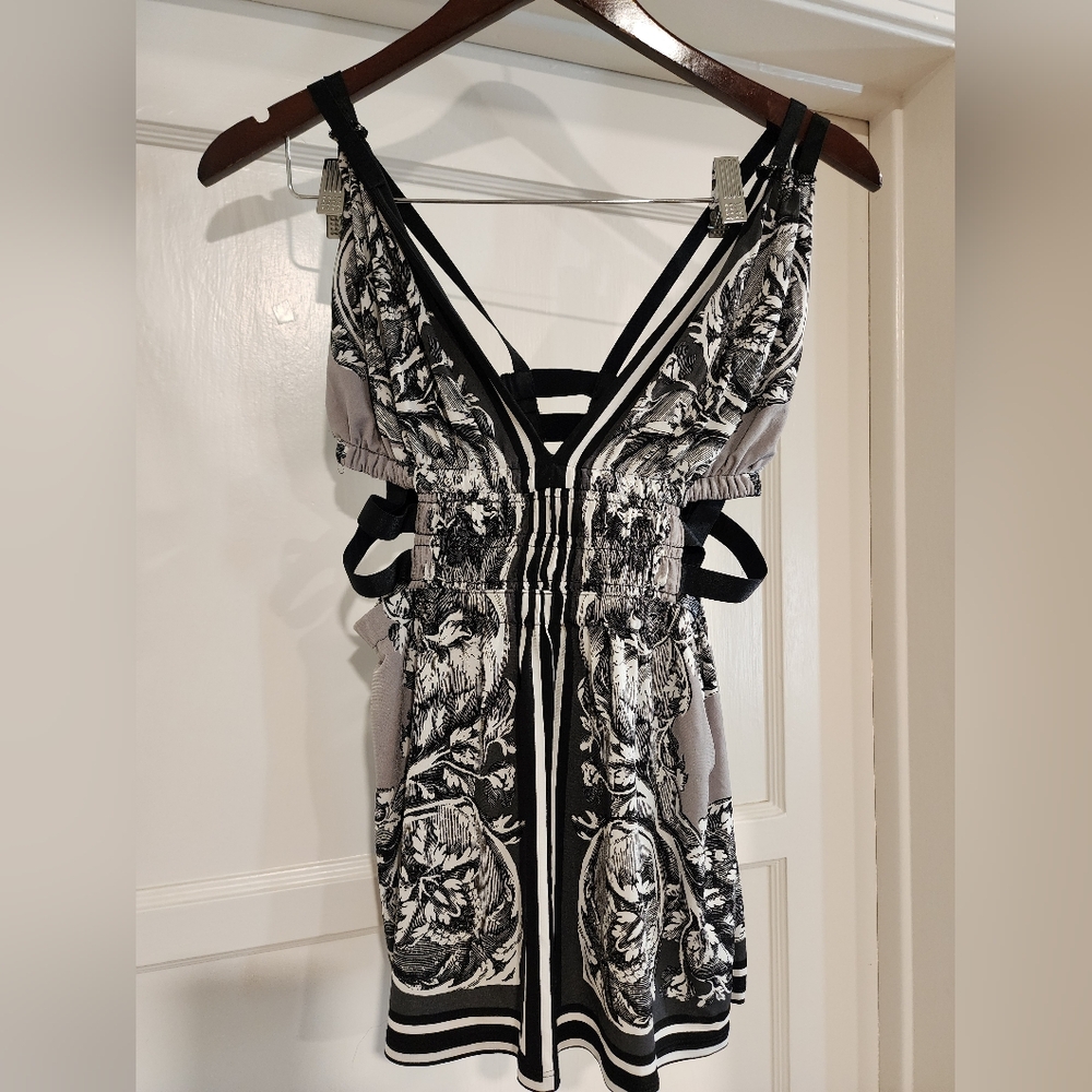 EXPRESS Women's Top